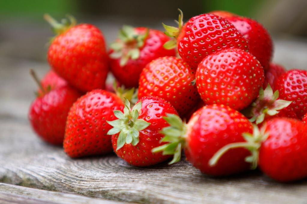 strawberries to increase strength